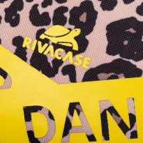 5411 léopard, Le sac banane