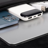 8505 Nero - Zaino in tela per MacBook Pro 16